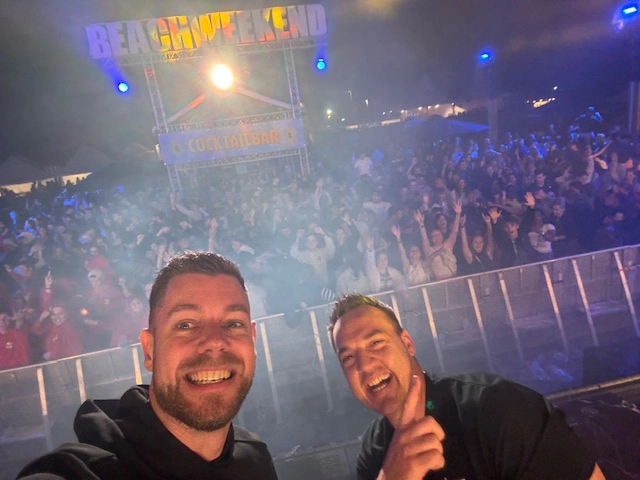 J2Beats Beachweekend crowd